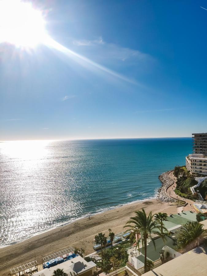 Apartamentos Calma Rentals Торремолинос Экстерьер фото
