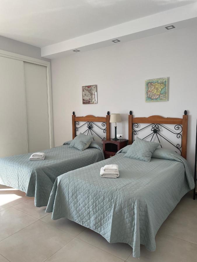 Apartamentos Calma Rentals Торремолинос Экстерьер фото